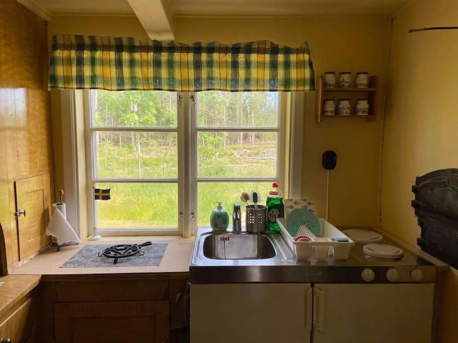 Vila Dalslands-Torp Naera Vattnet Mellerud Exteriér fotografie